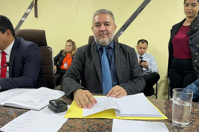 Vereador Everaldo Fogaça comemora convocação de professores concursado de 2019 - News Rondônia