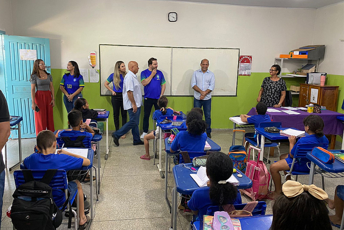 Emenda do presidente Alex Redano garante novo estacionamento para a Escola Magdalena Tagliaferro - News Rondônia