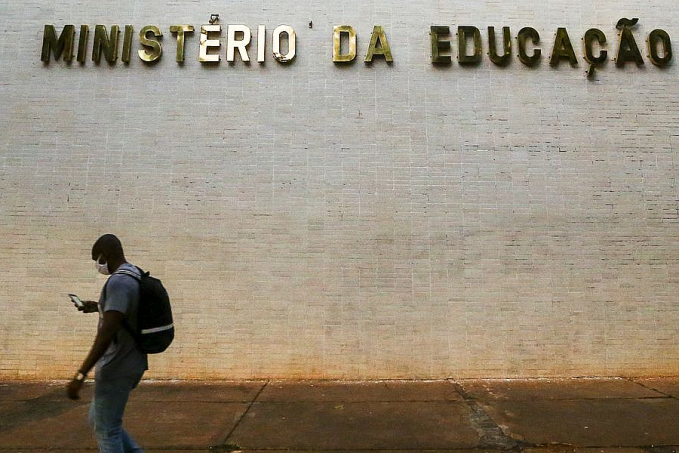 MEC revoga portaria sobre a abertura de cursos de medicina - News Rondônia