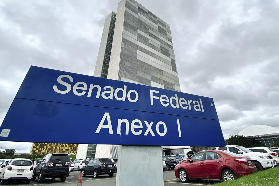 Senadores aprovam relatório sobre impactos da pandemia na educação - News Rondônia