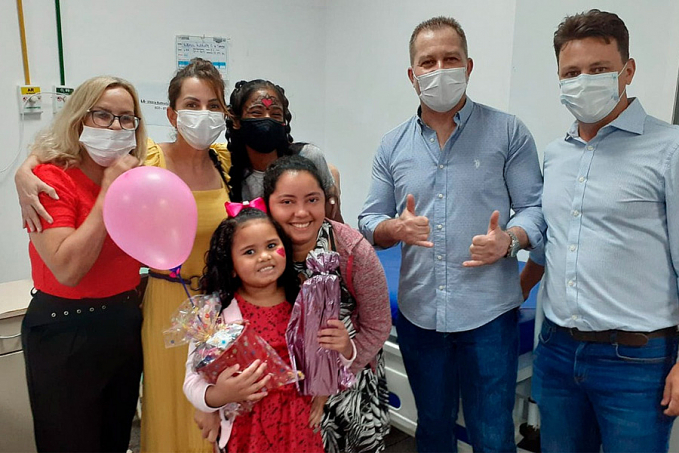 MP em parceria com a AMPRO faz a alegria das crianças do Hospital Infantil Cosme e Damião - News Rondônia