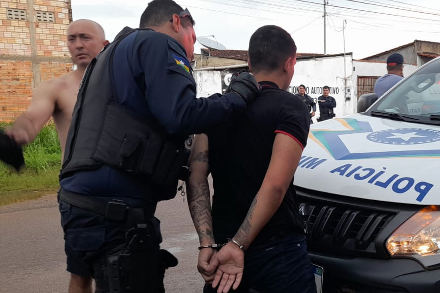 URGENTE: Bandidos tentam assalto em casa de cabo da PM e um acaba preso - News Rondônia