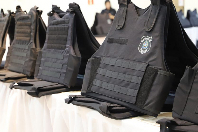 Coletes balísticos são entregues pelo Governo de Rondônia para reforçar ações e segurança nas unidades prisionais - News Rondônia