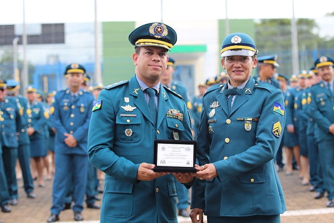 Deputado Marcelo Cruz é homenageado pela Polícia Militar de Rondônia - News Rondônia
