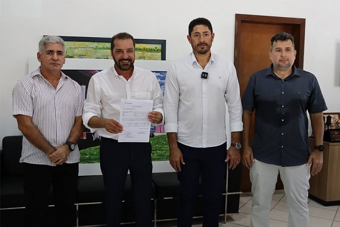 Após pedido de Márcio Pacele, Prefeito assina convênio com os Correios para atender a demanda do distrito de Vista Alegre - News Rondônia