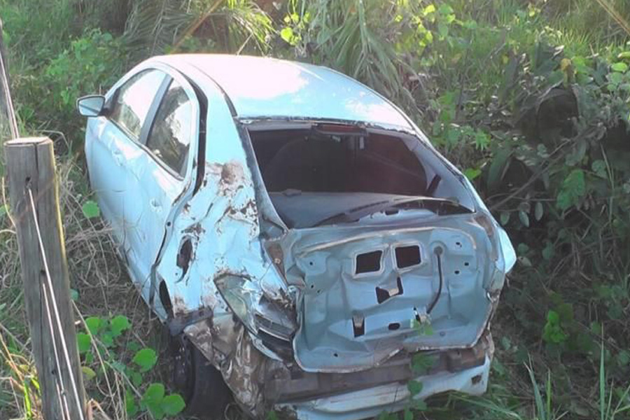 Grávida de 08 meses é socorrida após carro capotar na RO-010 em Pimenta Bueno - News Rondônia
