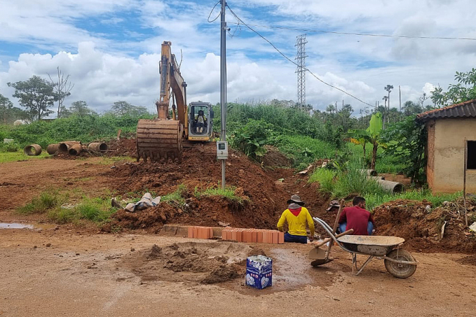 Vereador Carlos Damaceno tem pedido atendido na ampliação da rede de drenagem no bairro Nacional - News Rondônia