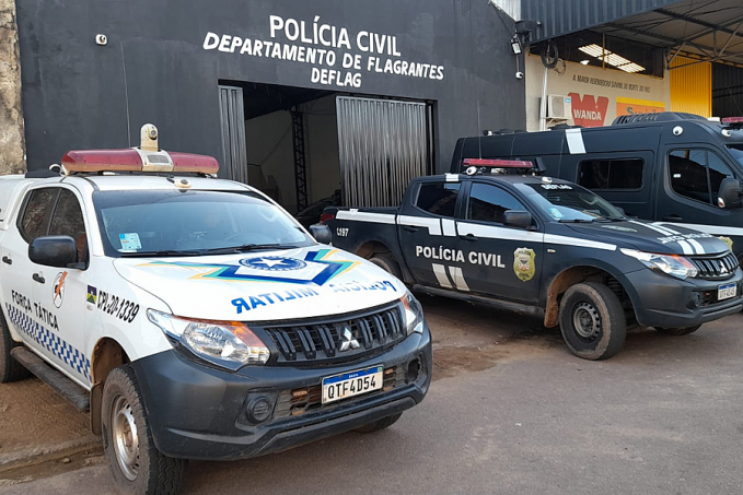 TRANSTORNADO: Homem é preso tentando matar irmão com espeto de churrasco - News Rondônia