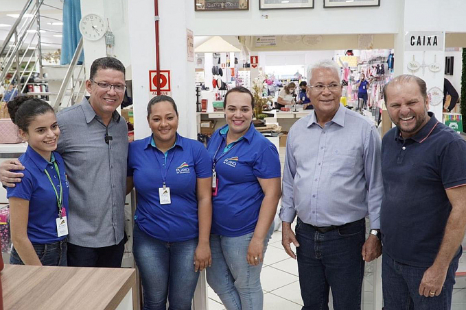 Deputado Cirone Deiró faz prestação de contas no aniversário de 45 anos da Capital do Café em homenagem aos pioneiros - News Rondônia