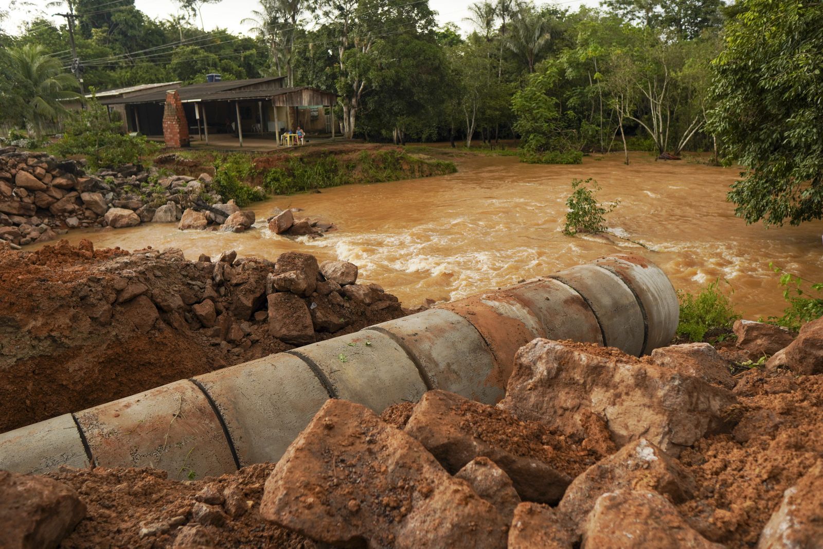 Com obra finalizada, estrada de Santo Antônio volta a ser reaberta ao tráfego - News Rondônia