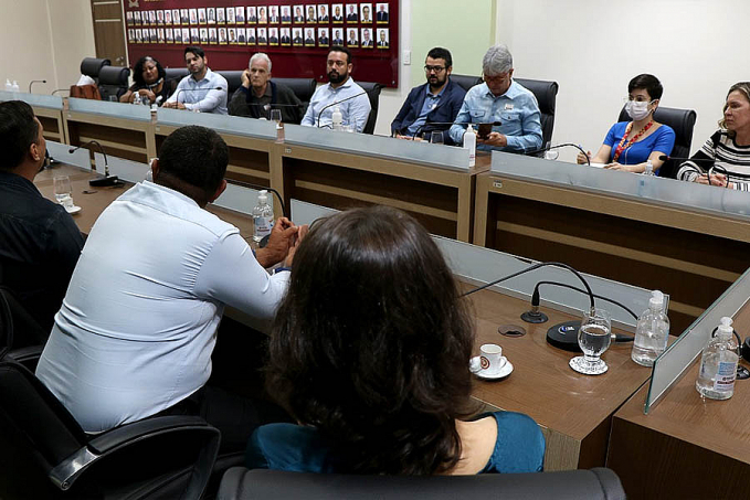 MP articula com órgãos públicos atendimento de direitos básicos a famílias acampadas em área próxima ao Incra - News Rondônia
