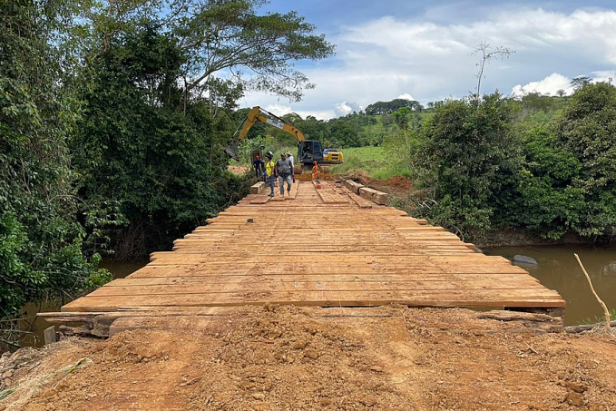 Solicitação do deputado Luís do Hospital é atendida pelo DER e ponte é recuperada na RO-466 - News Rondônia