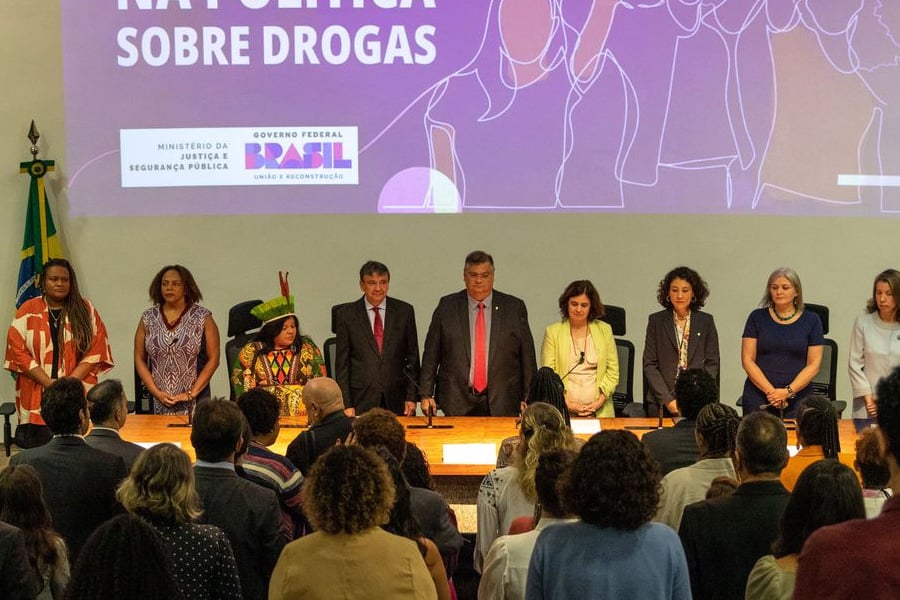 Nova política antidrogas inclui proteção e acesso a direitos da mulher - News Rondônia