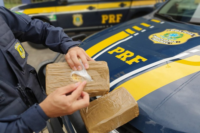 Em Ji-Paraná/RO, PRF apreende 6,4 Kg de Cloridrato de Cocaína - News Rondônia