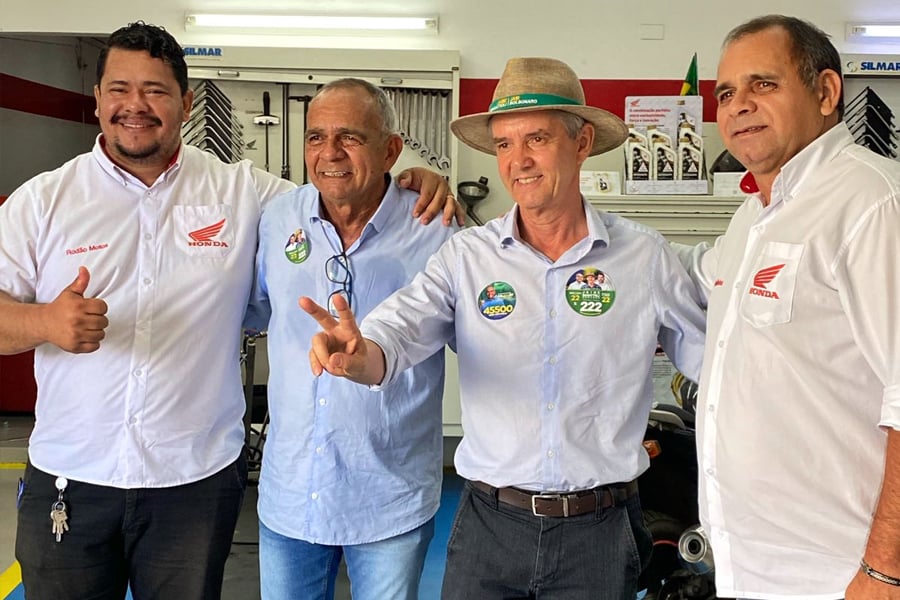 Carlinhos Camurça tem manhã produtiva ao lado do candidato ao senado Jaime Bagattoli - News Rondônia