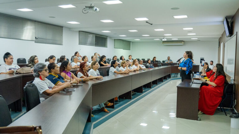 Mulheres recebem capacitação em marketing digital - News Rondônia