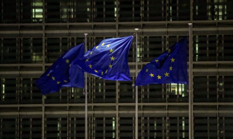 UE avança com lei para proteger independência do jornalismo