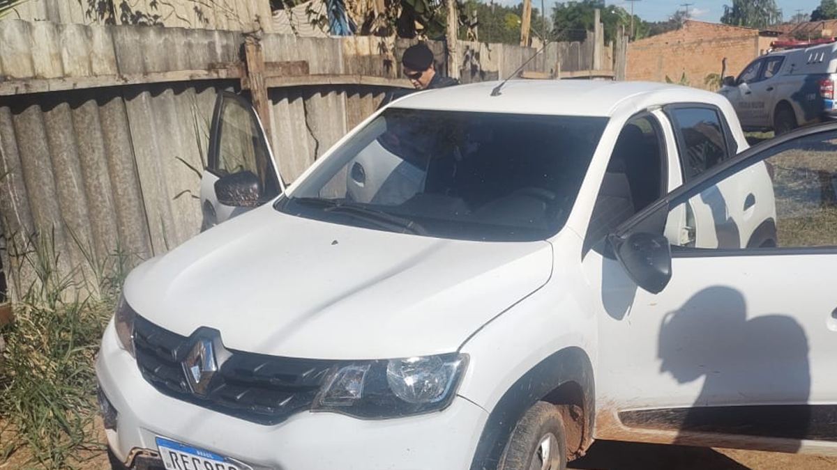 Foragido é preso armado e com Kwid roubado durante sequestro em Porto Velho