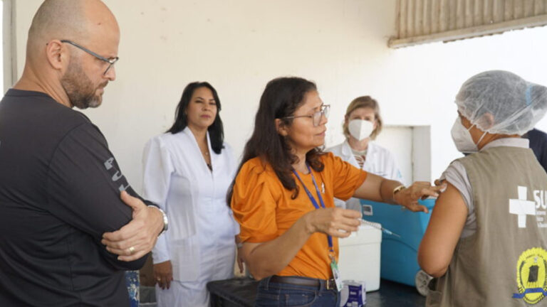 Governo realiza vacinação no Sistema Penitenciário em ação conjunta entre Agevisa e Sejus, com parceria do município - News Rondônia