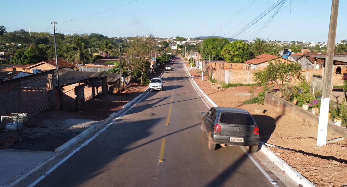 Governo inaugura asfaltamento da Rua Mário Quintana em Cacoal, neste sábado,24