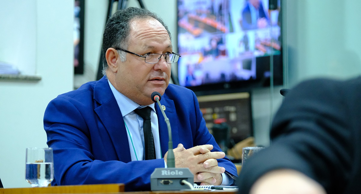 Deputado Pedro Fernandes aborda destinação do Fundo Amazônia durante a reunião do Parlamento Amazônico