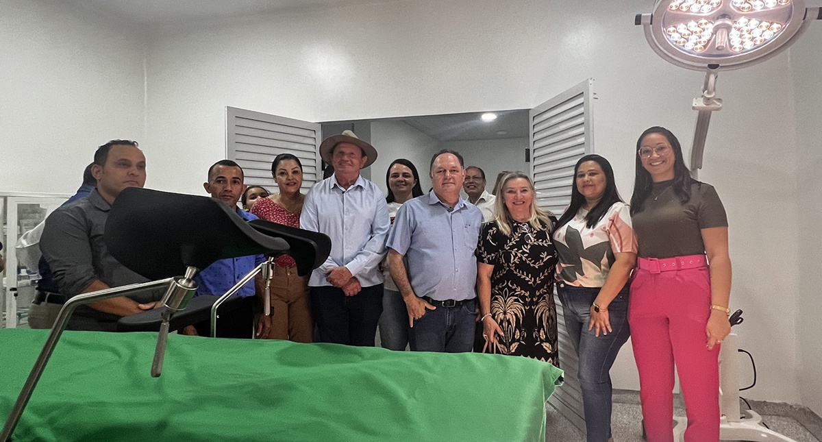 Pedro Fernandes comemora inauguração do Centro Cirúrgico e da Cozinha no Hospital Municipal de Cujubim
