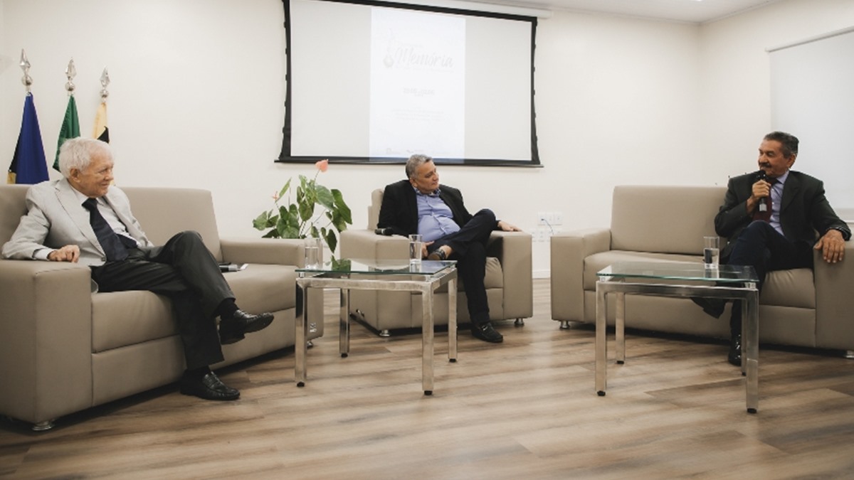 I Semana da Memória encerra com debate entre pioneiros da Justiça