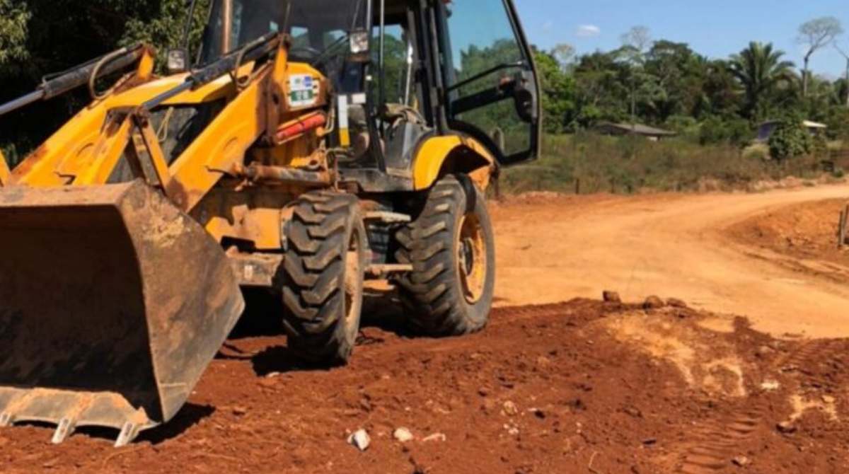 DER trabalha na recuperação de 52 quilômetros da RO-010 entre Tarilândia e Governador Jorge Teixeira - News Rondônia
