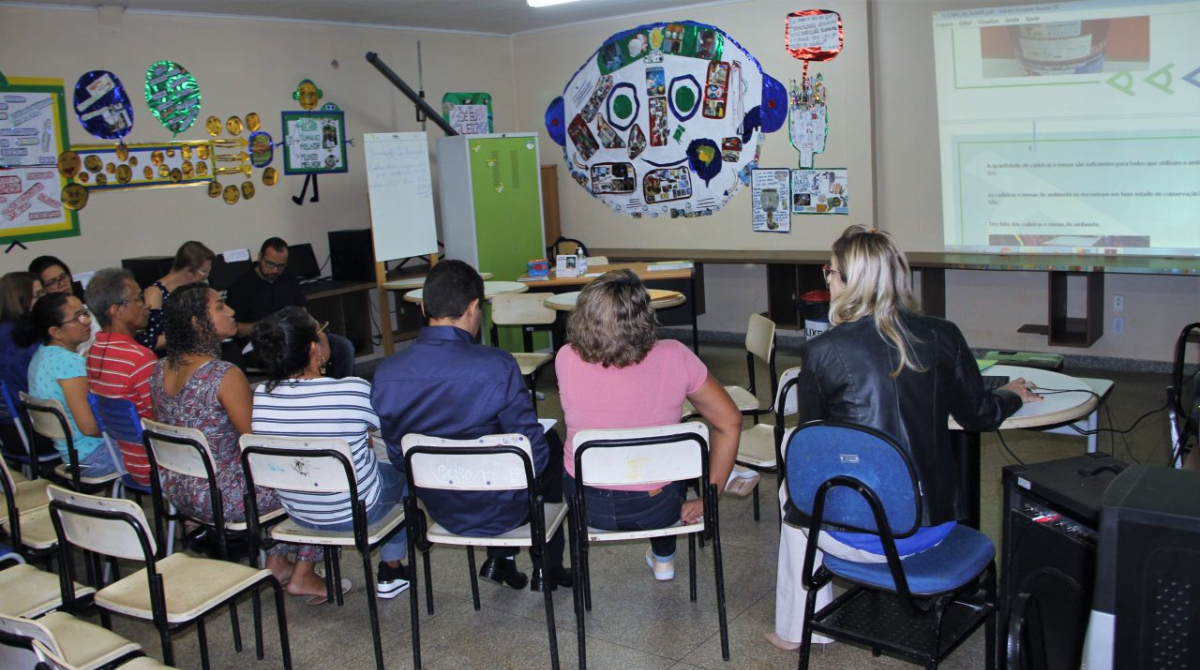 Governo publica convocação para contratação temporária de professores e analistas técnicos para atuarem em escolas - News Rondônia