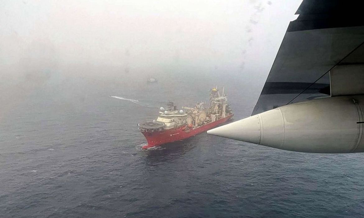 Marinha dos EUA detectou sons "consistentes com implosão" do Titan