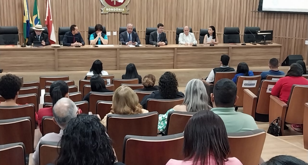 Porto Velho participa de capacitação para a escuta de crianças e adolescentes vítimas ou testemunhas de violência