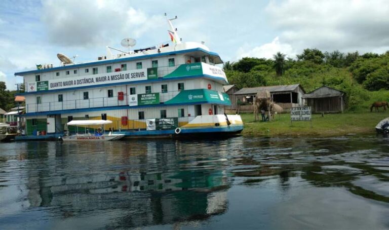 Unidade Fluvial de Saúde amplia atendimento em comunidades ribeirinhas e deputada Lebrinha destaca gestão do secretário Jefferson - News Rondônia