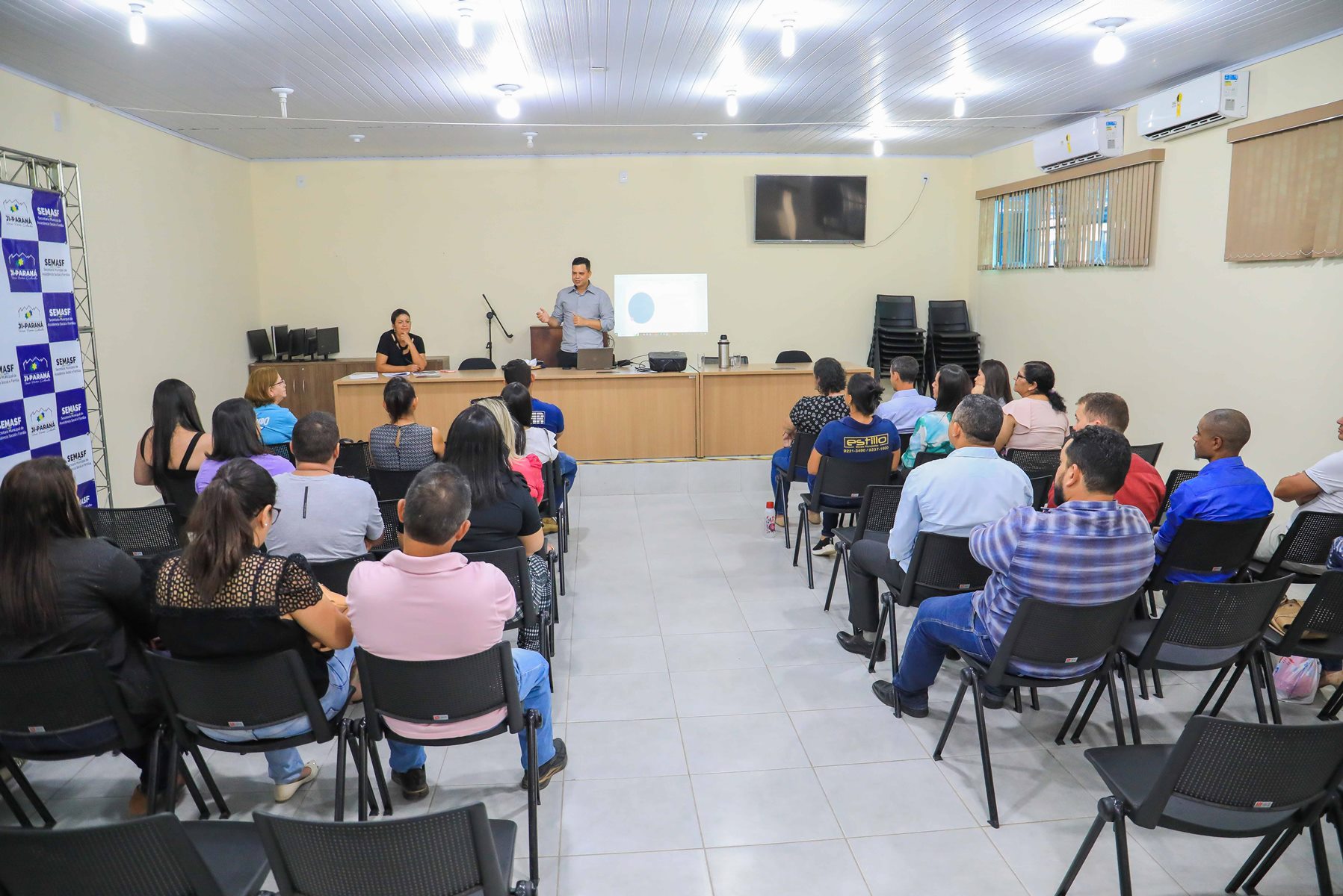 CMDCA reúne candidatos aptos para vaga de conselheiros tutelares