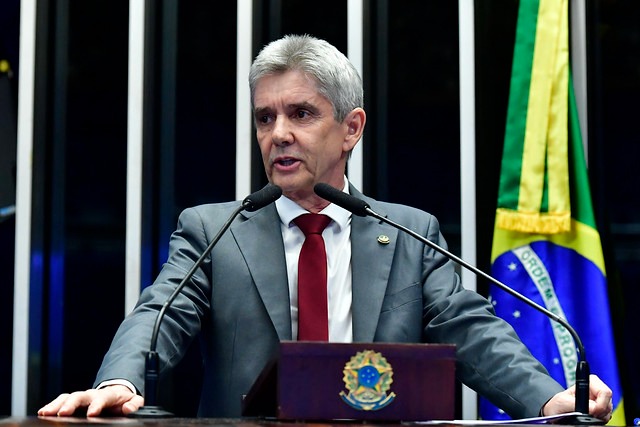 JAIME BAGATTOLI: Pedido de impeachment contra o ministro Barroso é para garantir a segurança jurídica do país