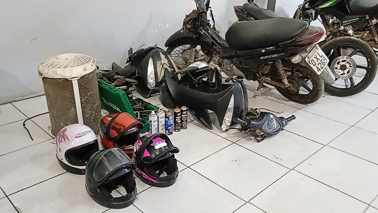 NO MOCÓ: Bando é preso desmanchando motos em vila de apartamentos na zona leste - News Rondônia