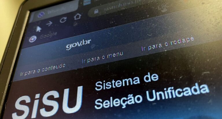 MEC divulga nesta segunda-feira lista de espera do Sisu