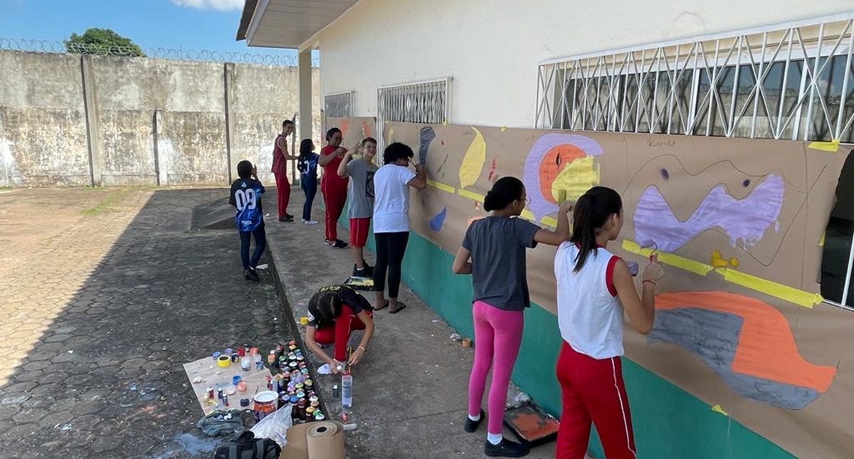 Oficina de Grafite do Projeto Jovem Empreendedor Cultural encerra o 1º ciclo de atividades no Colégio Militar Dom Pedro II em Porto Velho - News Rondônia Oficina de Grafite do Projeto Jovem Empreendedor Cultural encerra o 1º ciclo de atividades no Colégio Militar Dom Pedro II em Porto Velho