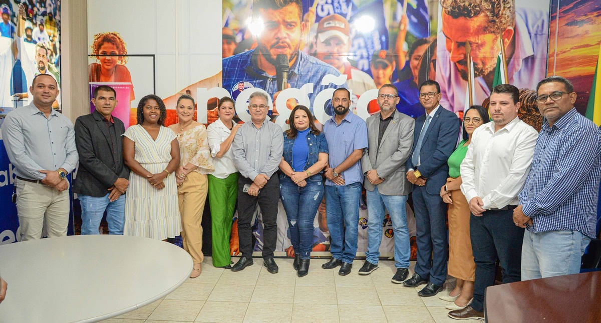 CMJP dá posse a Joaquim Teixeira na Prefeitura de Ji-Paraná
