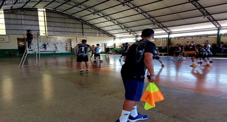 Encerramento do Curso de Arbitragem em Voleibol qualifica profissionais para o desenvolvimento do esporte na região
