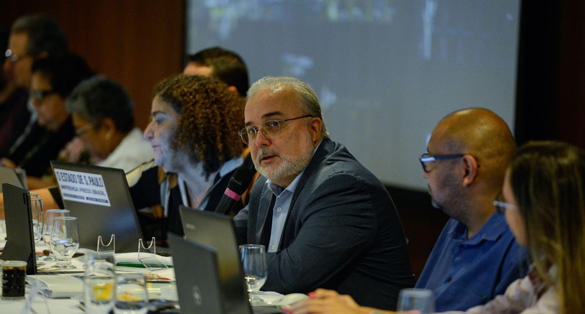 Política de preços da Petrobras é boa para o país, diz Prates