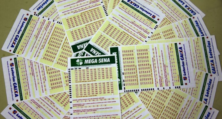 Mega-Sena acumulada pode pagar até R$ 60 milhões no próximo sábado