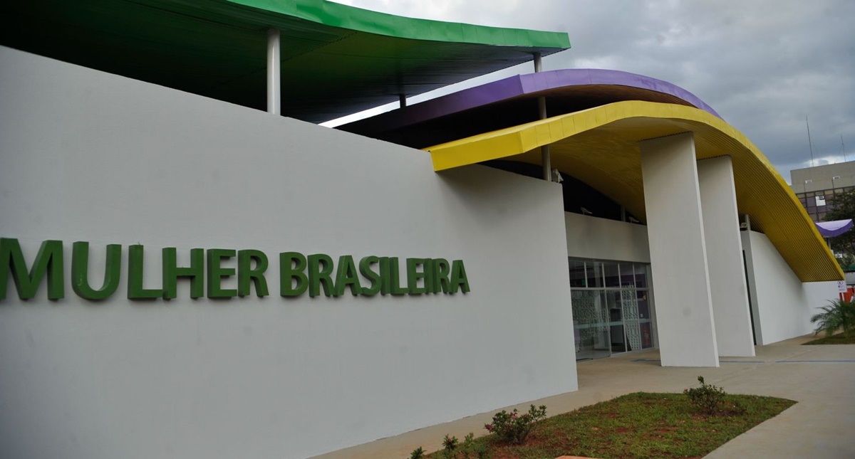 Cláudia de Jesus solicita informações do estado sobre implantação da Casa da Mulher Brasileira