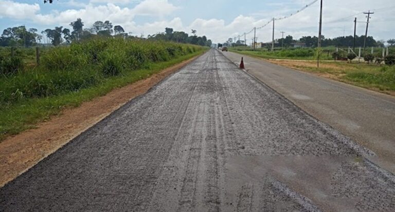Governo atende solicitação de Cláudia de Jesus para recuperar trechos da rodovia RO-133