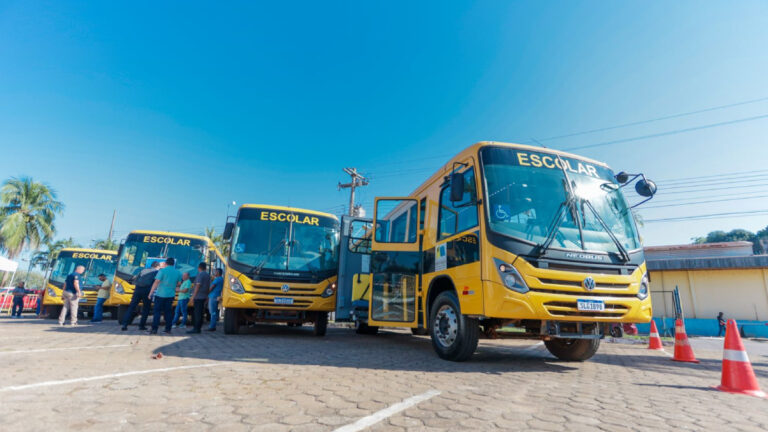 Frota escolar de Porto Velho recebe mais dez ônibus para o transporte de alunos da zona rural