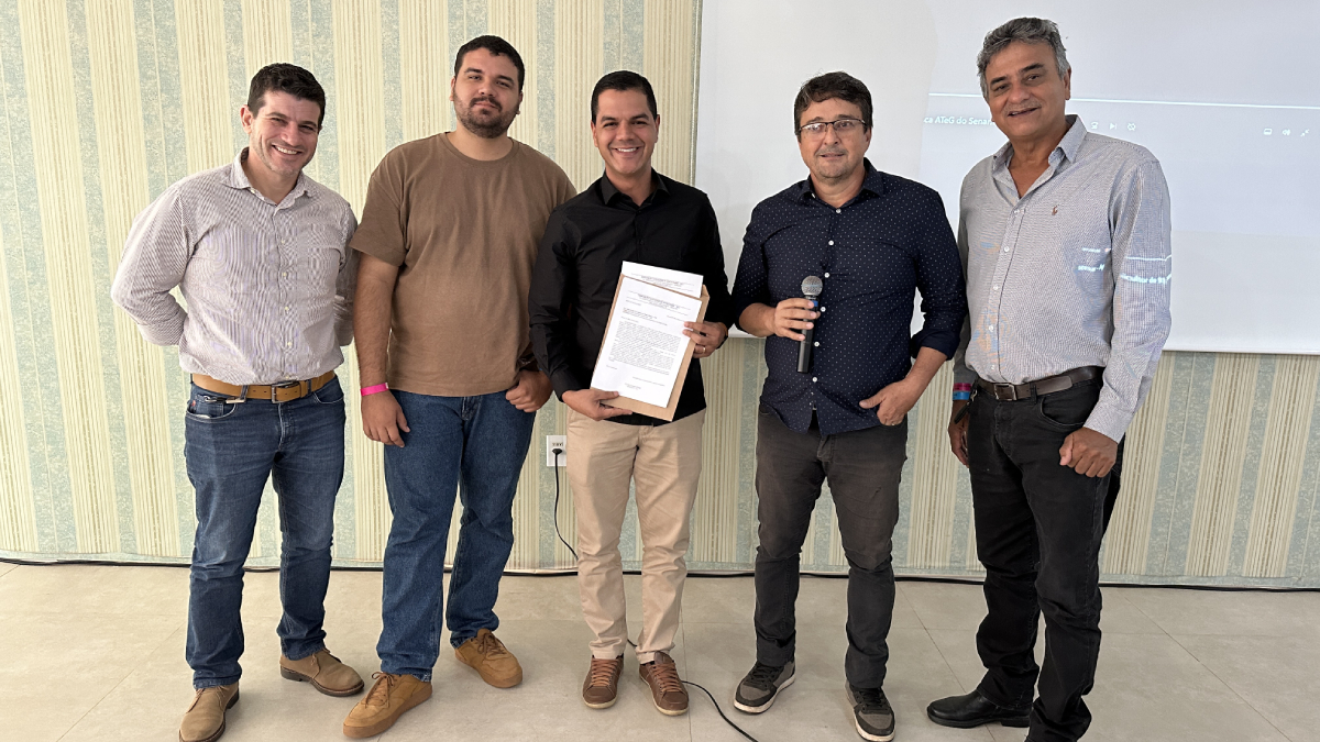 Deputado Cássio Gois destaca a importância da apicultura para o ecossistema e anuncia parceria em encontro de apicultores em Cacoal
