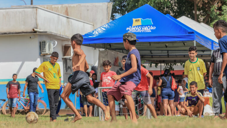 Projeto Rua de Lazer e Cidadania oferece esporte, recreação e serviços para moradores dos distritos de Porto Velho