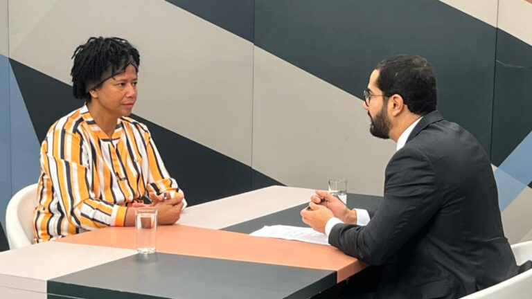 Deputada Sílvia Cristina quer incorporar novas técnicas ao tratamento oncológico oferecido pelo SUS - News Rondônia