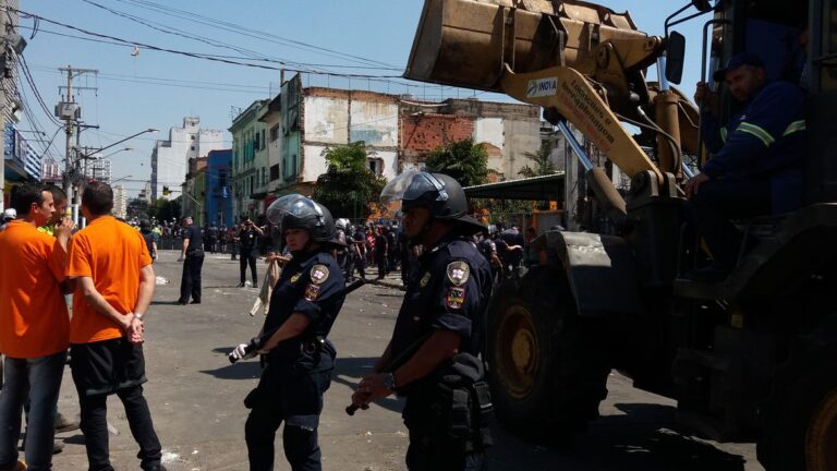 Polícia faz operação e prende 18 suspeitos de tráfico na Cracolândia