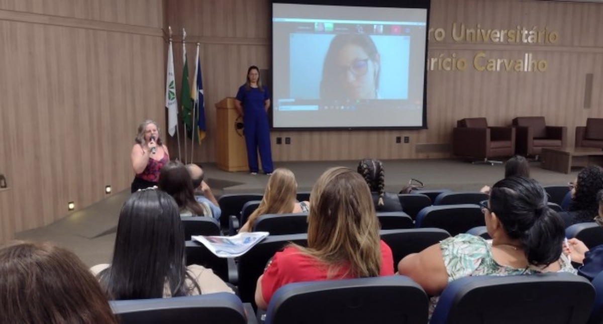 Profissionais de saúde recebem treinamento sobre Infarto Agudo do Miocárdio