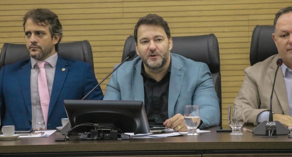 Deputado Alex Redano pede adaptação da periodicidade em parcelas do Proampe
